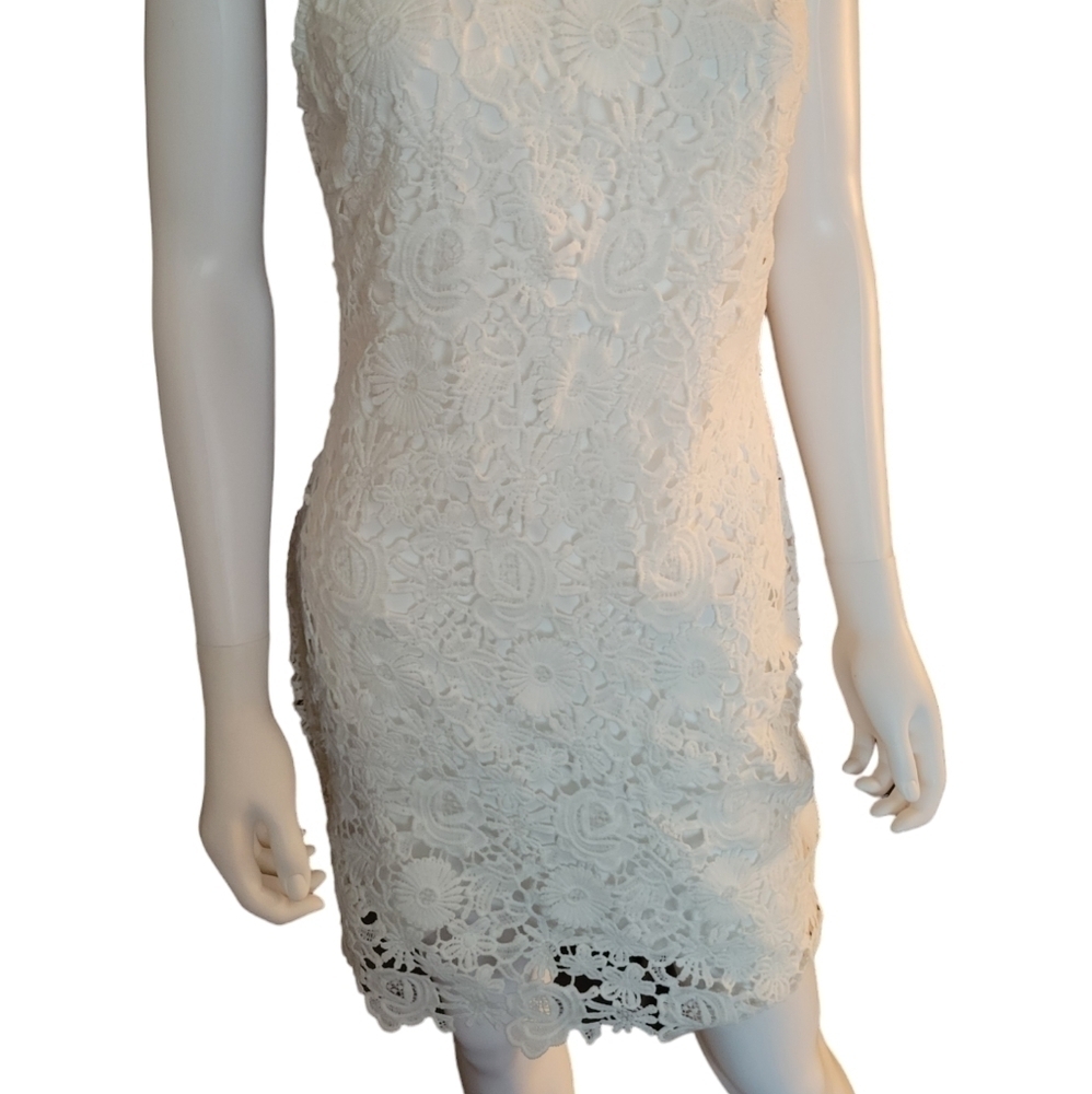 Charlotte Russe White Floral Lace Dress Fully lined Size L - Picture 2 of 4